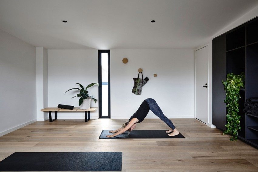 Description: Elwood Townhouse yoga Nhà phố với thiết kế Minimalist với phòng tập Yoga tại Úc qpdesign